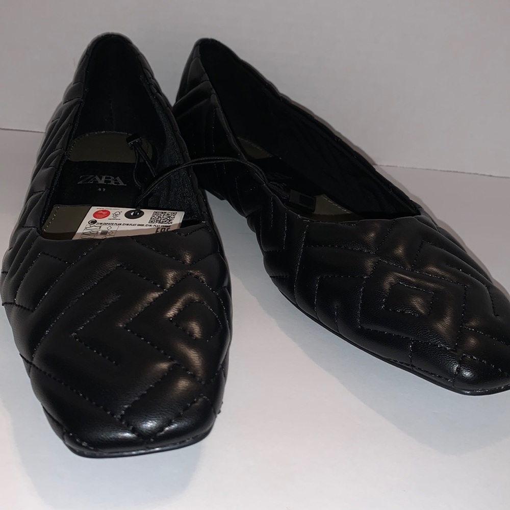 NWT ZARA FLATS